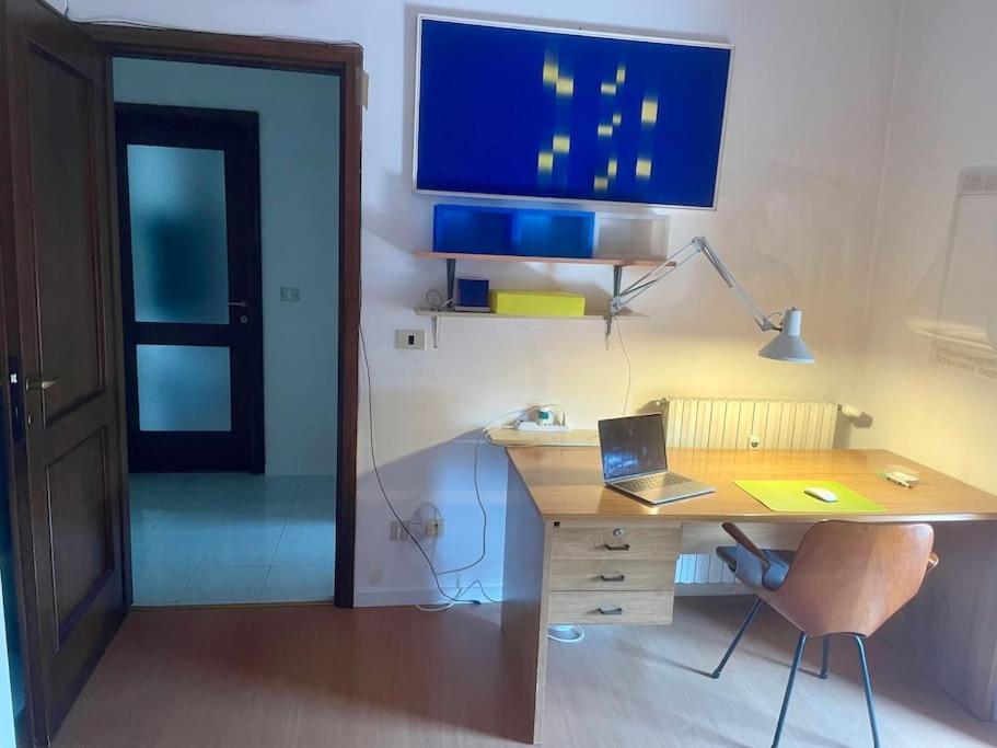 Attico Montiglio - Panorama-Wifi Apartment Collebeato Luaran gambar