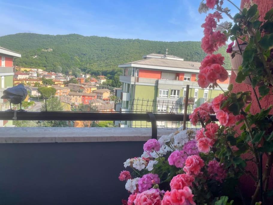 Attico Montiglio - Panorama-Wifi Apartment Collebeato Luaran gambar
